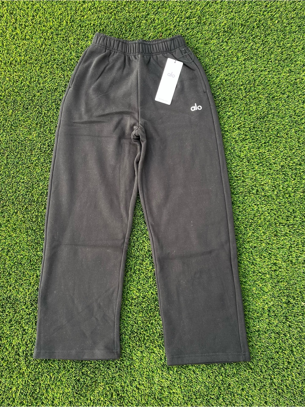 ALO Yoga Men’s Black Logo Fleece Joggers